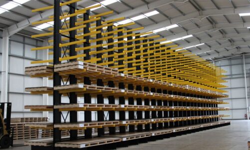 Advantages and Disadvantages of Using Stainless Steel Racks for Storage